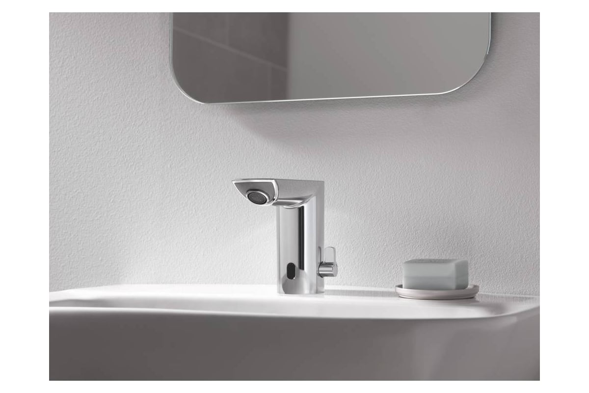 Смеситель GROHE Bau Cosmopolitan E инфракрасная электроника для