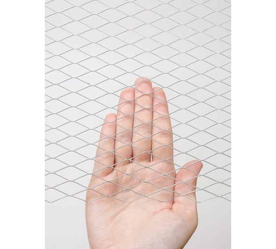 Изображение товара Cетка Фабрика сеток "Железный слон" оцинкованная, просечно-вытяжная, ячейка ромб 30x12, перемычка 0.5x0.8 мм, 1000x7000 мм, цпвс, для вентиляции, армирования PVS000143 3012-05-08-1-7Z