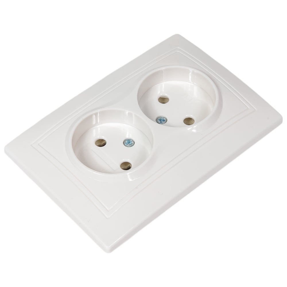 Изображение товара 2-местная белая силовая розетка IEK ERK20-K01-10-K для внутренней установки