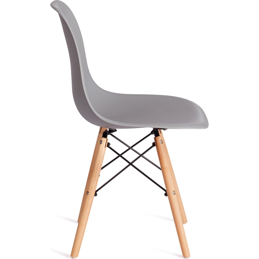 Стильный стул Cindy Chair из коллекции Modern, созданный в стиле знаменитого стула Eames DSW супругов Имз, украсит собой любую домашнюю обстановку. Этот удобный и легкий стул будет отличным украшением городской квартиры, загородного дома, кафе или ресторана. Сочетание светло-серого пластикового сиденья, ножек из массива бука и классического металлического крепления придает стулу особенную красоту и оригинальность. Эргономичная спинка и удобное сиденье позволят комфортно расположиться на продолжительное время. Конструкция изделия разработана с учетом равномерного распределения нагрузки. Пластик и массив бука – прочные и долговечные материалы, не требующие специального ухода, способные выдерживать большую нагрузку. Стул будет радовать вас своим первоначальным видом долгие годы. Стул хорошо подойдет для гостиной, для кухни, для террасы, для дачи, для ресторана или для кафе. Стул очень прост в сборке, инструкция по сборке прилагается.