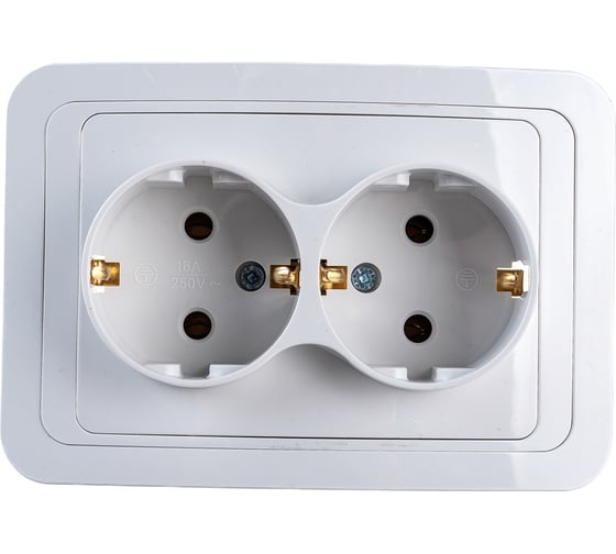 Изображение товара Двойная розетка IN HOME с заземлением CLASSICO белая 2128 4680005959921