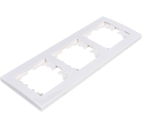 Изображение товара Тройная горизонтальная рамка LEZARD RAIN б/ вст белая 703-0202-148