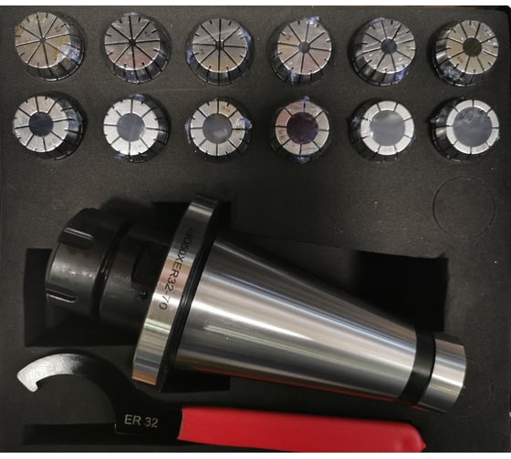 Изображение товара Патрон цанговый 7/24 №50 по DIN 2080 с набором цанг ER32 из 12 шт.: 3, 4, 5, 6, 8, 10, 12, 14, 15, 16, 18, 20 мм SOVIS 23330