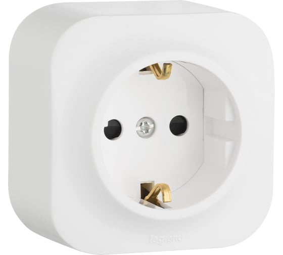Изображение товара Розетка Legrand с заземлением Legrand Quteo со шторками IP20 16А 250В винтовые зажимы накладной монтаж белый 782220
