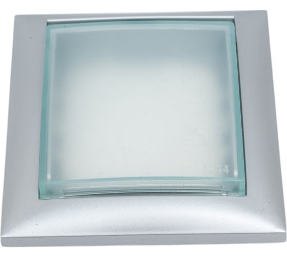 Изображение товара Универсальная защитная рамка с крышкой для выключателей и розеток LK Studio бежевый 869103-1