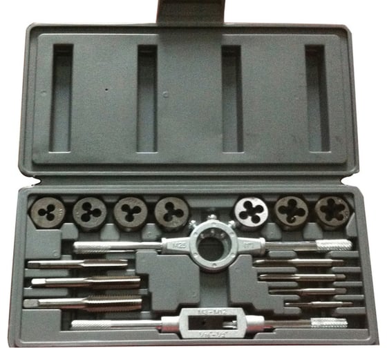 Изображение товара Набор метчиков и плашек Политех 16 предметов в пластиковой коробке 4515009