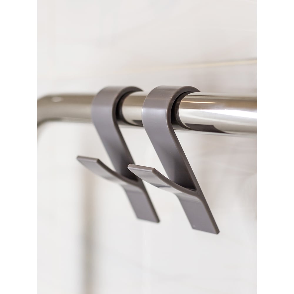 Изображение товара Комплект крючков Bath Plus 2 шт. серые пластиковые для ванной и дома