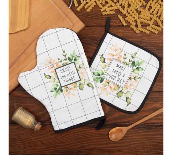 Изображение товара Кухонный набор Этель Flora варежка-прихватка 20x28 см, прихватка 19x19 см, 100% хлопок 7011777