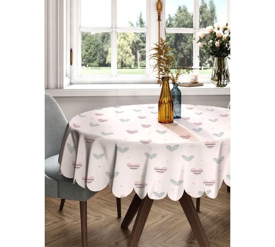 Изображение товара Скатерть круглая тканевая JOYARTY на стол с рисунком Сердце в полоску 150х150 см rtcf01_422625_150x150