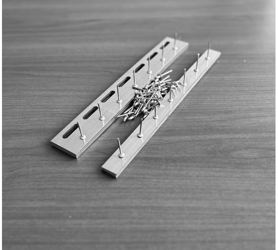 Изображение товара Комплект планок Домовой Прошка для полосовой ПВХ завесы 300 мм, 5 шт., заклепка 35 шт. 14863