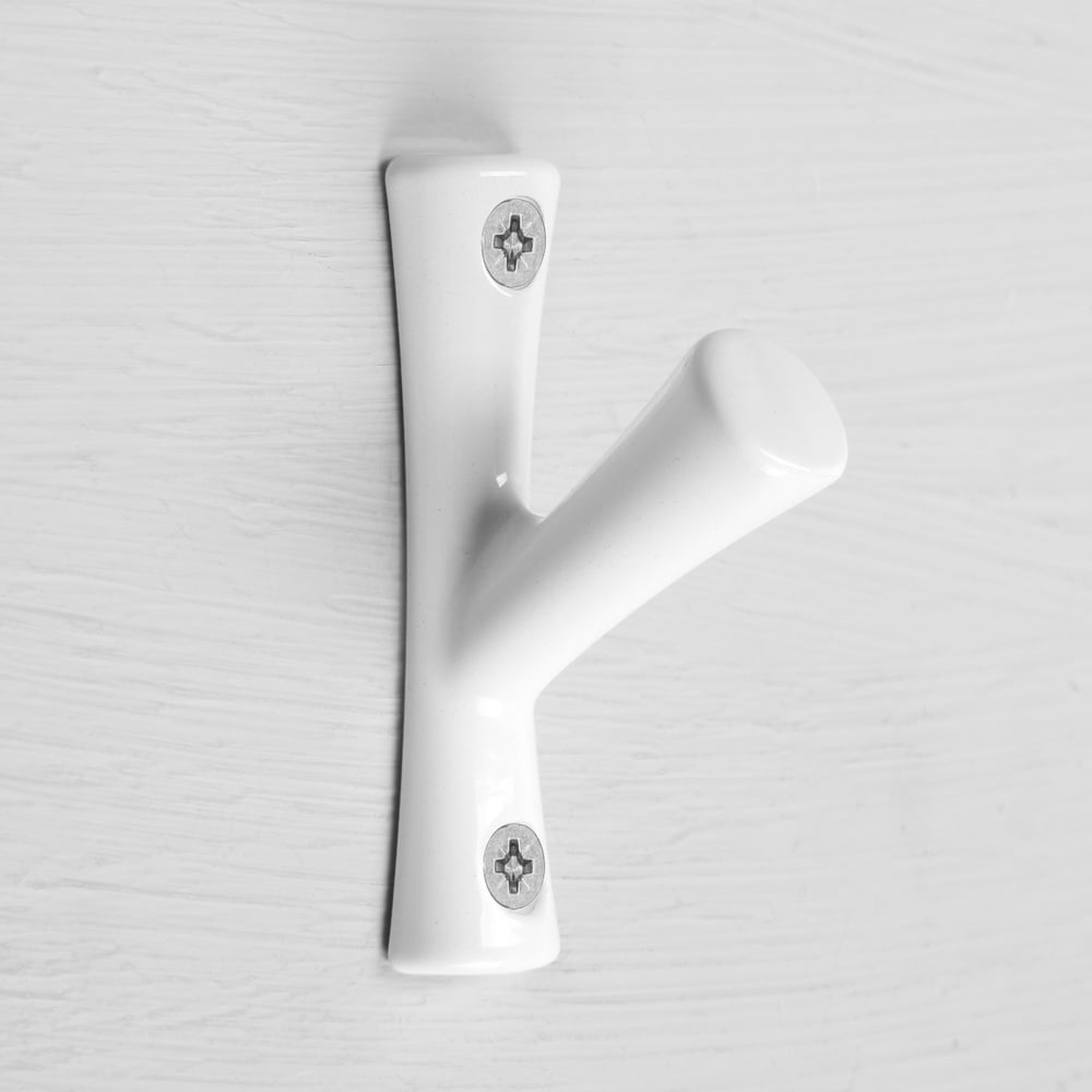 Изображение товара Мебельный крючок CAPPIO BRANCH однорожковый белый металл