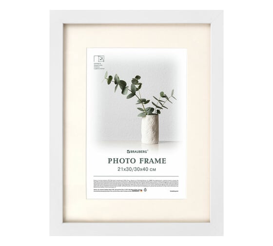 Изображение товара Рамка BRAUBERG 30x40 см с паспарту 21x30 см, небьющаяся, багет 26 мм, МДФ, Ambassador, белая 391368