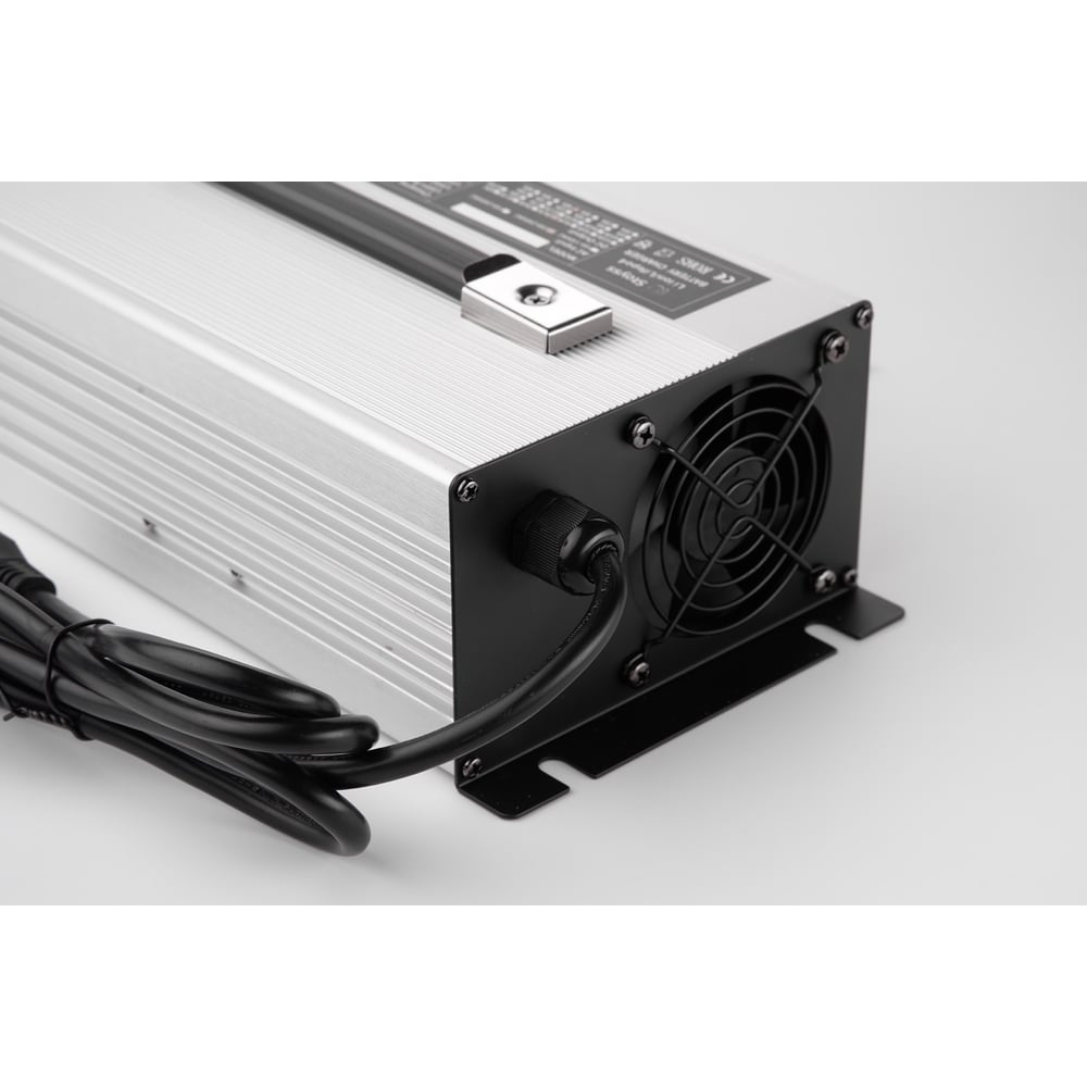 Изображение товара Зарядное устройство STOYSS 48V 10A для AGM аккумуляторов автоматическая