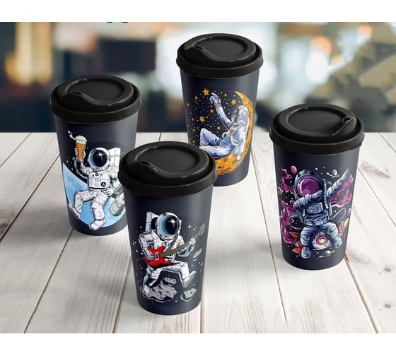 Изображение товара Комплект стаканов с крышкой Idiland IZI-GO 550 мл х 4 шт., с декором, черный 241114730/01