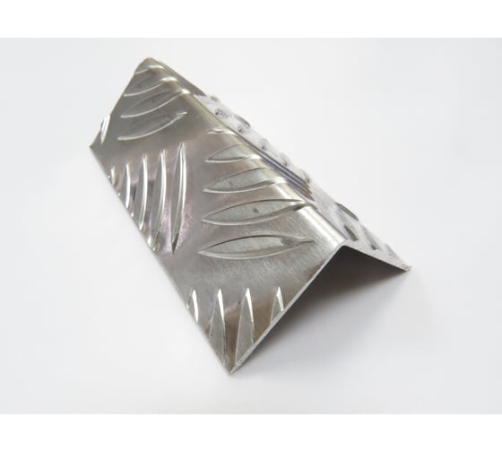 Изображение товара Алюминиевый рифленый угол ПилотПро 40x40, 1,0м 14601