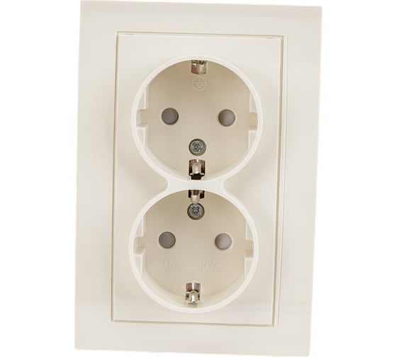 Изображение товара Розетка UNIVersal Бриллиант 2-ая с/з з/ш слоновая кость ivory 7948769