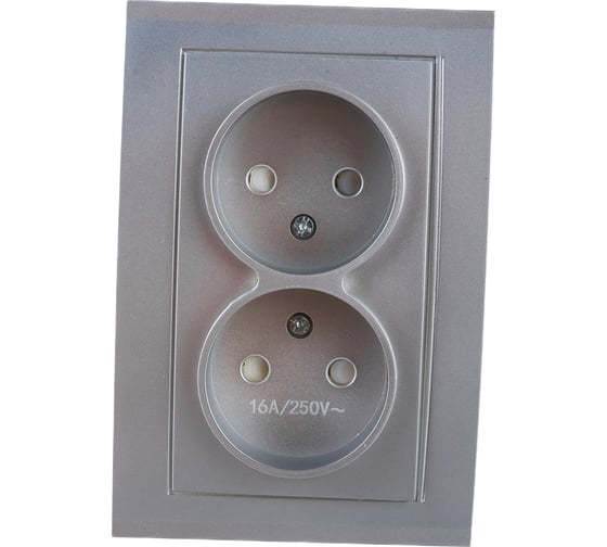 Изображение товара Розетка UNIVersal Бриллиант 2-ая б/з з/ш серебро 7949773