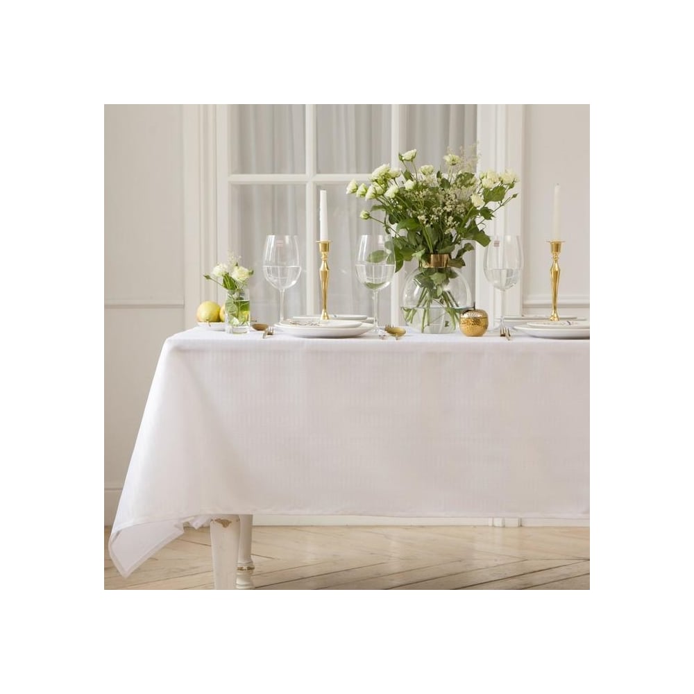 Изображение товара Скатерть Этель Shine 150x110 +/-3 см, белый, 192 г/м2, хлопок с ВГМО 6974192