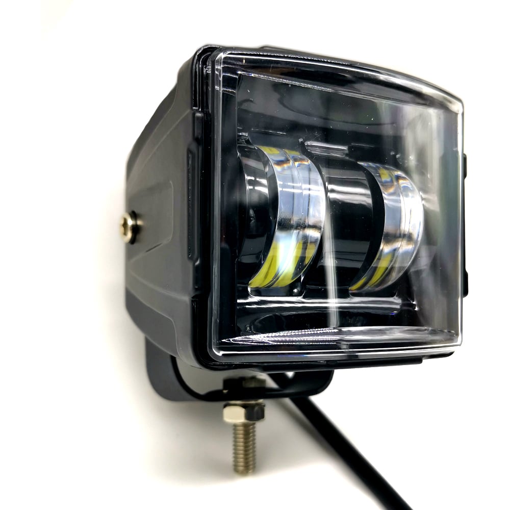 Изображение товара Светодиодная фара Вымпел WL-530 кв. мет. корп., LENS, 2 LED, 30W 5206