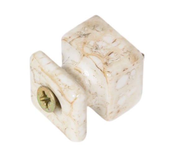 Изображение товара Изолятор МЕЗОНИНЪ Квадрат с саморезами, цвет - мрамор GE80027-19