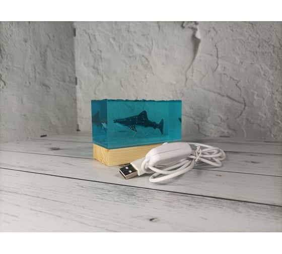 Изображение товара Настольный декоративный светильник-ночник Saros Polymer "Акула" из эпоксидной смолы, 6000К, 5V, 1ВТ, (V2) 500003