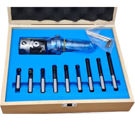 Изображение товара Головка расточная ф 50 мм, D расточки 10-70 мм, с хвостовиком 7:24 NT40 DIN 2080, М16x2.0 , с комплектом резцов из 9-ти шт TORNERI Т020245