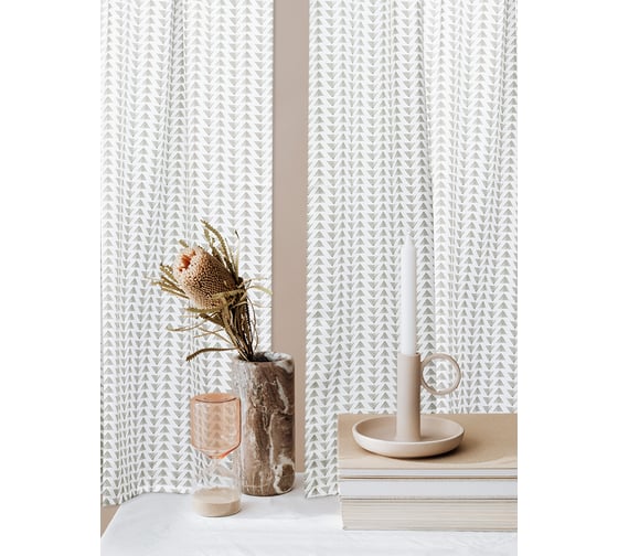 Изображение товара Комплект портьер для кухни Witerra Габардин печать Треугольники белый 14 150х180 2 шт 00000073318