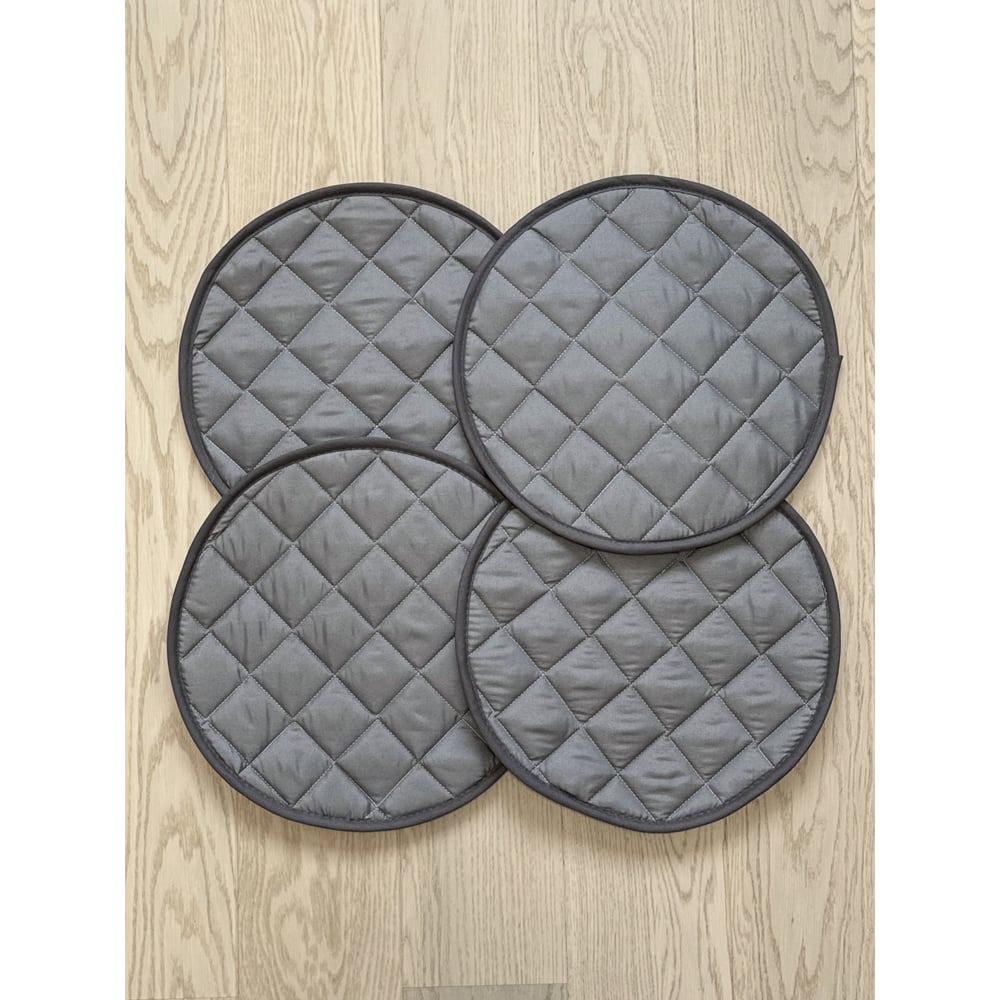 Изображение товара Набор декоративных подушек на стул 33x33 серые 4 шт