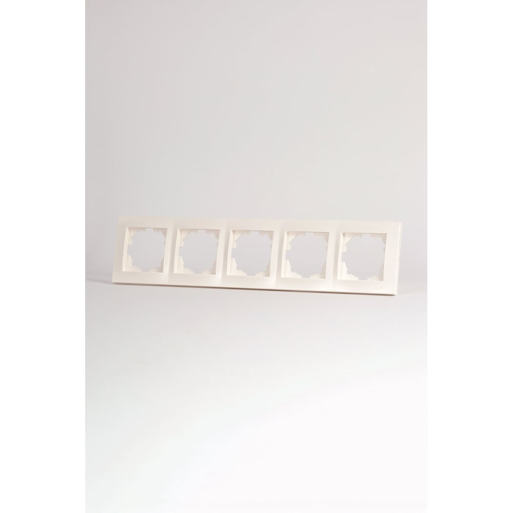 Изображение товара 5-я рамка Elbi Vega белая для кабельных систем 510-010200-250
