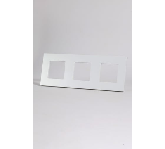 Изображение товара 3-я рамка Elbi Moda Vox белый 611-050212-227