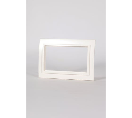 Изображение товара Рамка Elbi Zena Белый для 2-й розетки с заземлением 608-010200-907