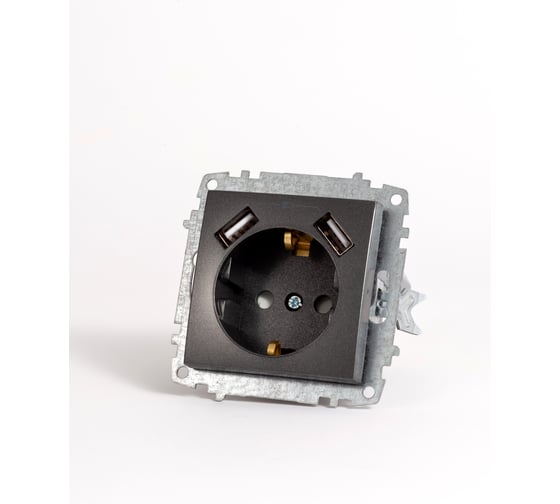 Изображение товара Два входа USB Elbi Zena Vega дымчатый для заряда устройства и розетка с заземлениям и защита от детей M+K 609-011100-317