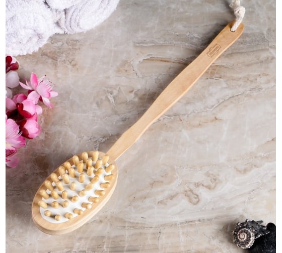 Изображение товара Натуральная гладкая массажная щётка с ручкой Добропаровъ 3259302