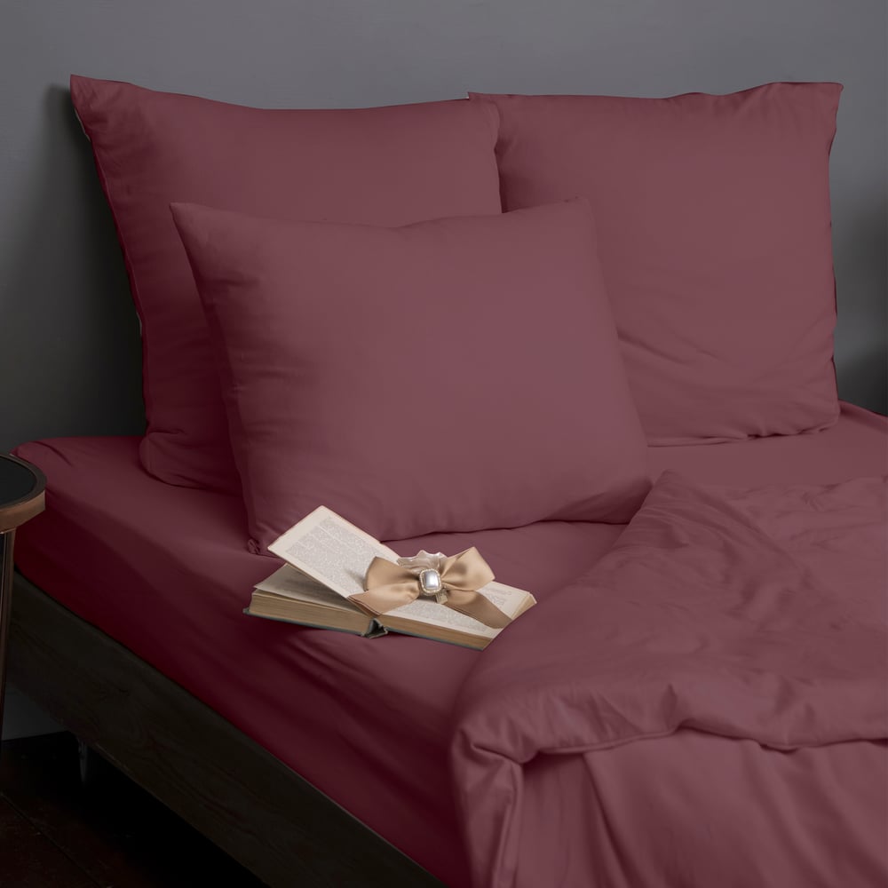 Изображение товара Набор из 2 наволочек KUPU-KUPU VIOLETT 70x70 см трикотаж марсала