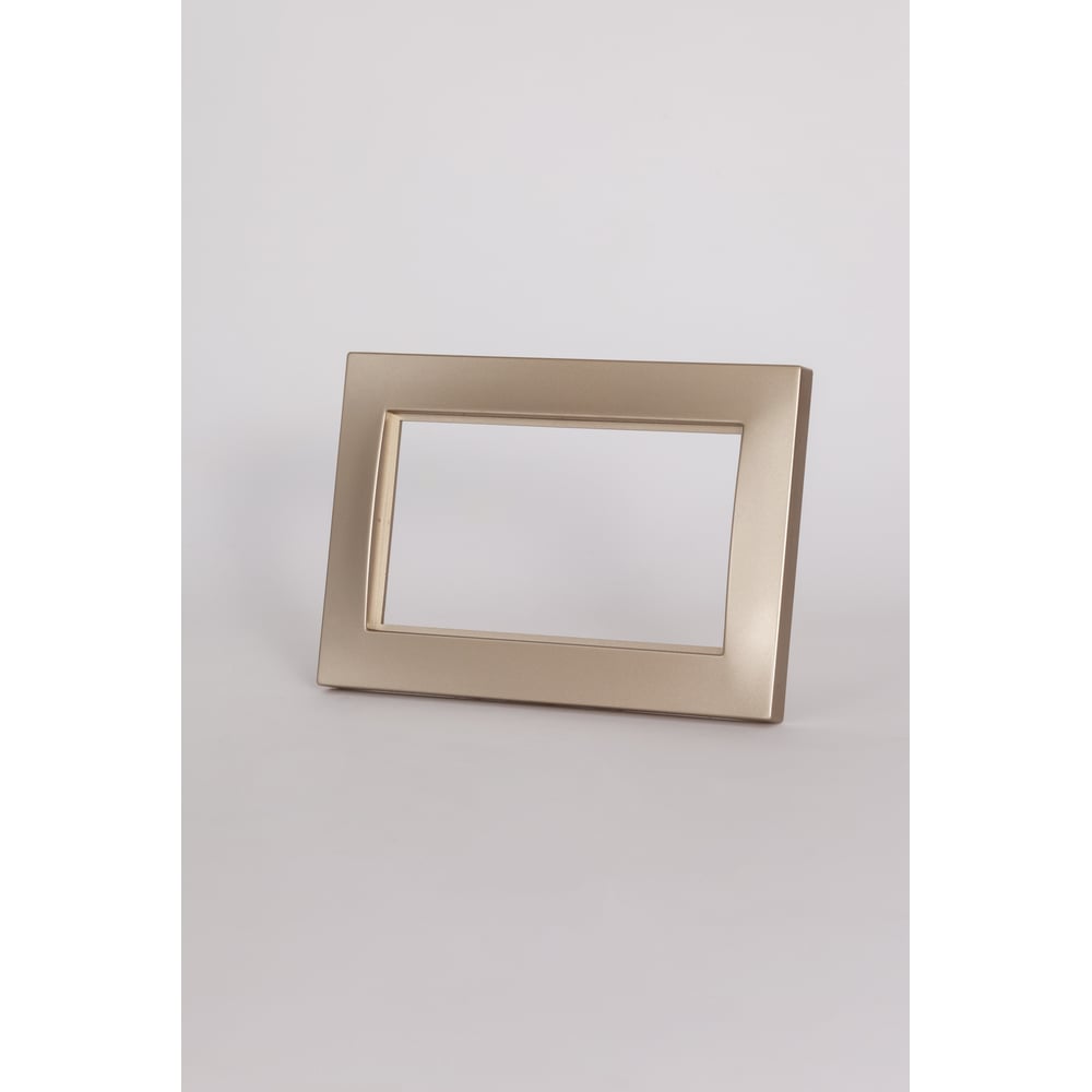 Изображение товара Рамка для 2-ой розетки без заземления ELBI Vega Титан 510-011400-908