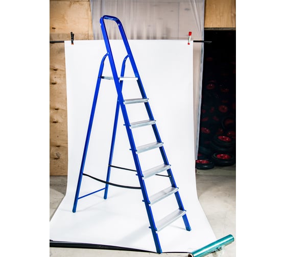 Изображение товара Стремянка GEVA TRADE стальная с алюминиевыми ступенями, 7 ступеней SSGT-07