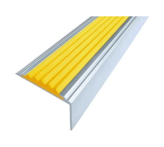 Изображение товара Угол-порог противоскользящий алюминиевый ООО Элитпроф 40x14 мм, с желтой резиновой вставкой АНСУ 40х14 С 135 Рж