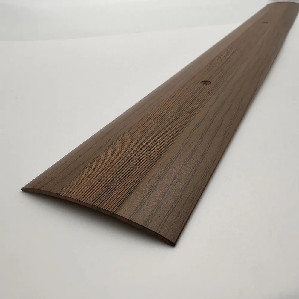 Изображение товара Алюминиевый порог Алком-М ПД 05 1800 мм дуб темный одноуровневый