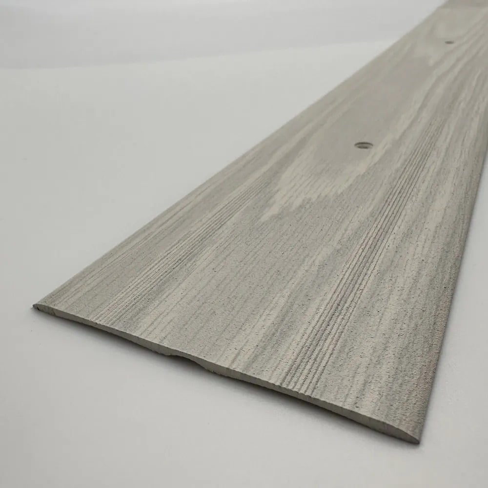 Изображение товара Алюминиевый порог Алком-М ПД 06 80x3 мм дуб шато одноуровневый