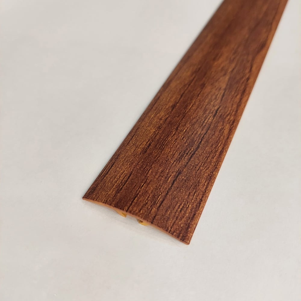 Изображение товара Стыкоперекрывающий алюминиевый порог Алком-М ПД 07.1 1350 мм орех