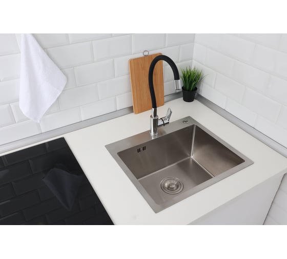 Изображение товара Мойка из нержавеющей стали Alcora Copenhagen 50х45 см., цвет satin. Сифон в комплекте 2016100S