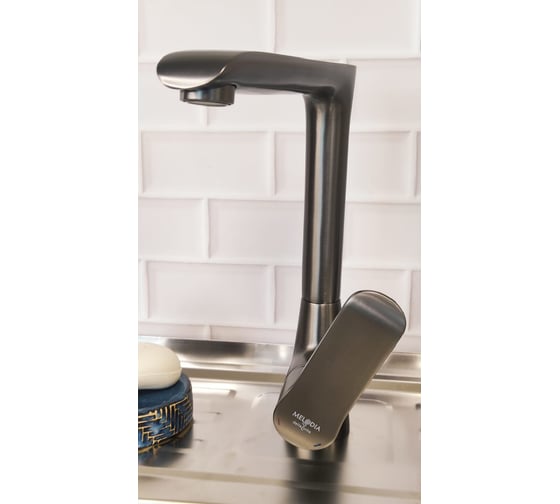 Изображение товара Смеситель для кухни Melodia della vita Heavy Metal картридж д.35мм высокий Г-излив MDV35615gn без подводки 19518