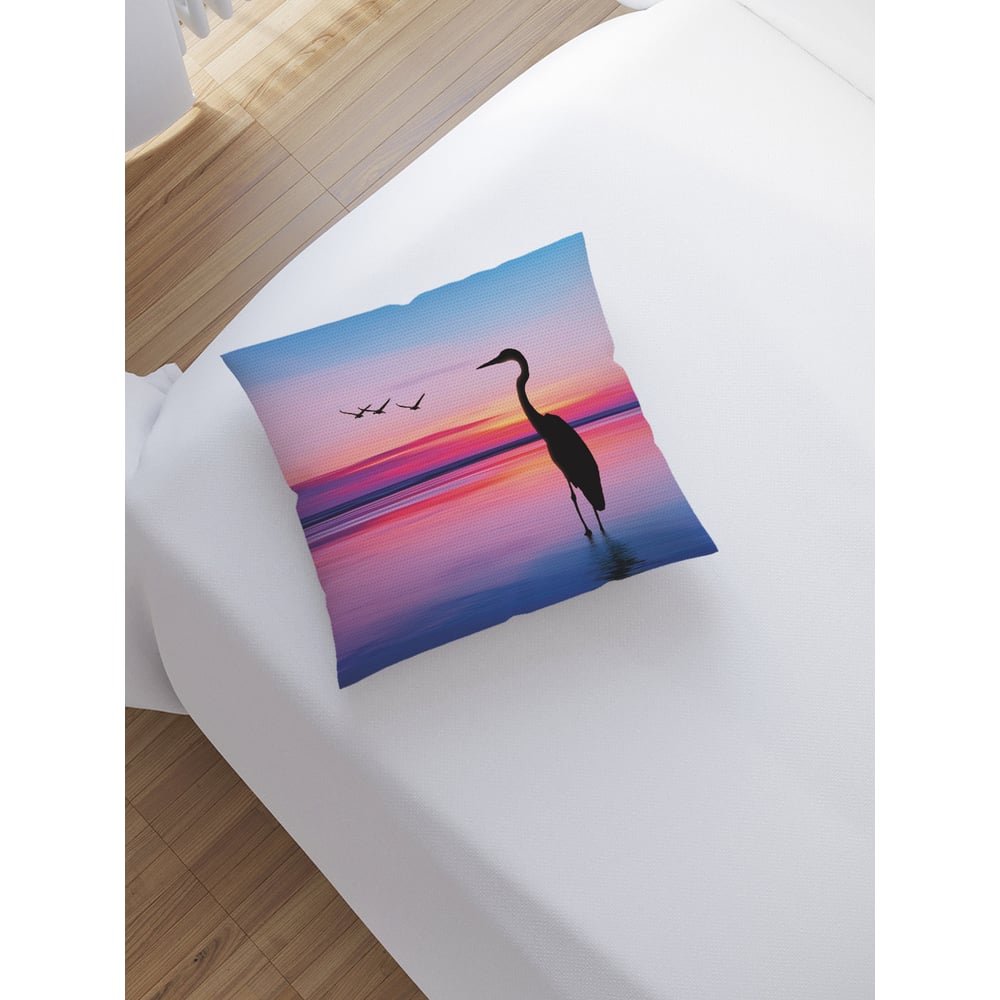 Изображение товара Декоративная наволочка JoyArty на молнии 45x45 см с изображением журавля