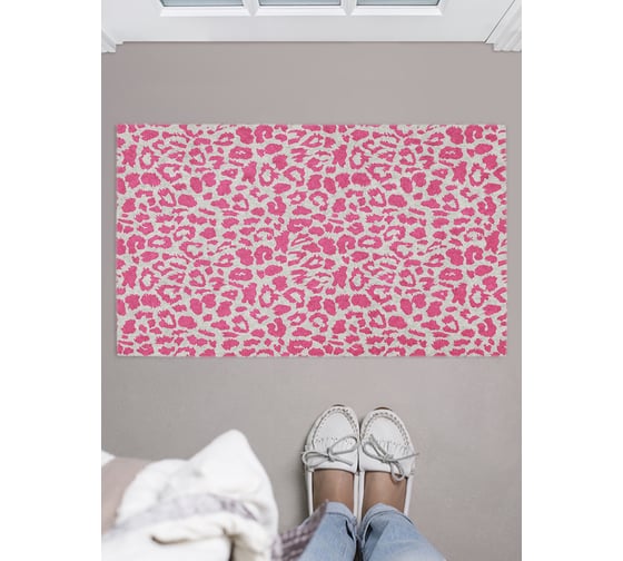 Изображение товара Коврик придверный в прихожую JOYARTY с принтом "Розовый леопард", 45х75 см door_420015