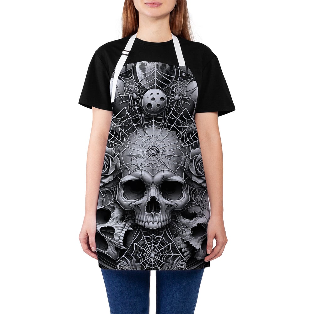 Изображение товара Фартук кухонный JOYARTY Череп в паутинах универсального размера