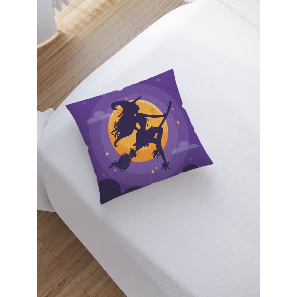 Изображение товара Декоративная наволочка JoyArty Ведьма 45x45 см с молнией