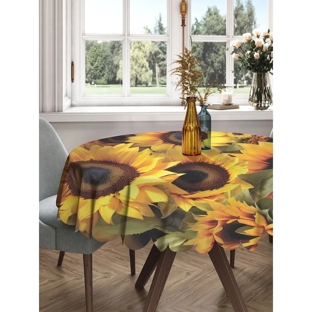 Изображение товара Круглая скатерть JoyArty 150x150 см с рисунком повседневная стиль