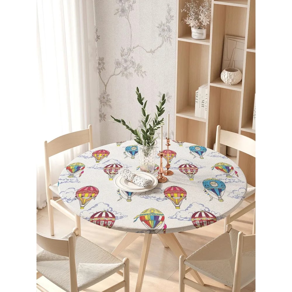 Изображение товара Скатерть на кухонный стол JoyArty ЦВЕТНЫЕ ВОЗДУШНЫЕ ШАРЫ диаметр 105-120 см