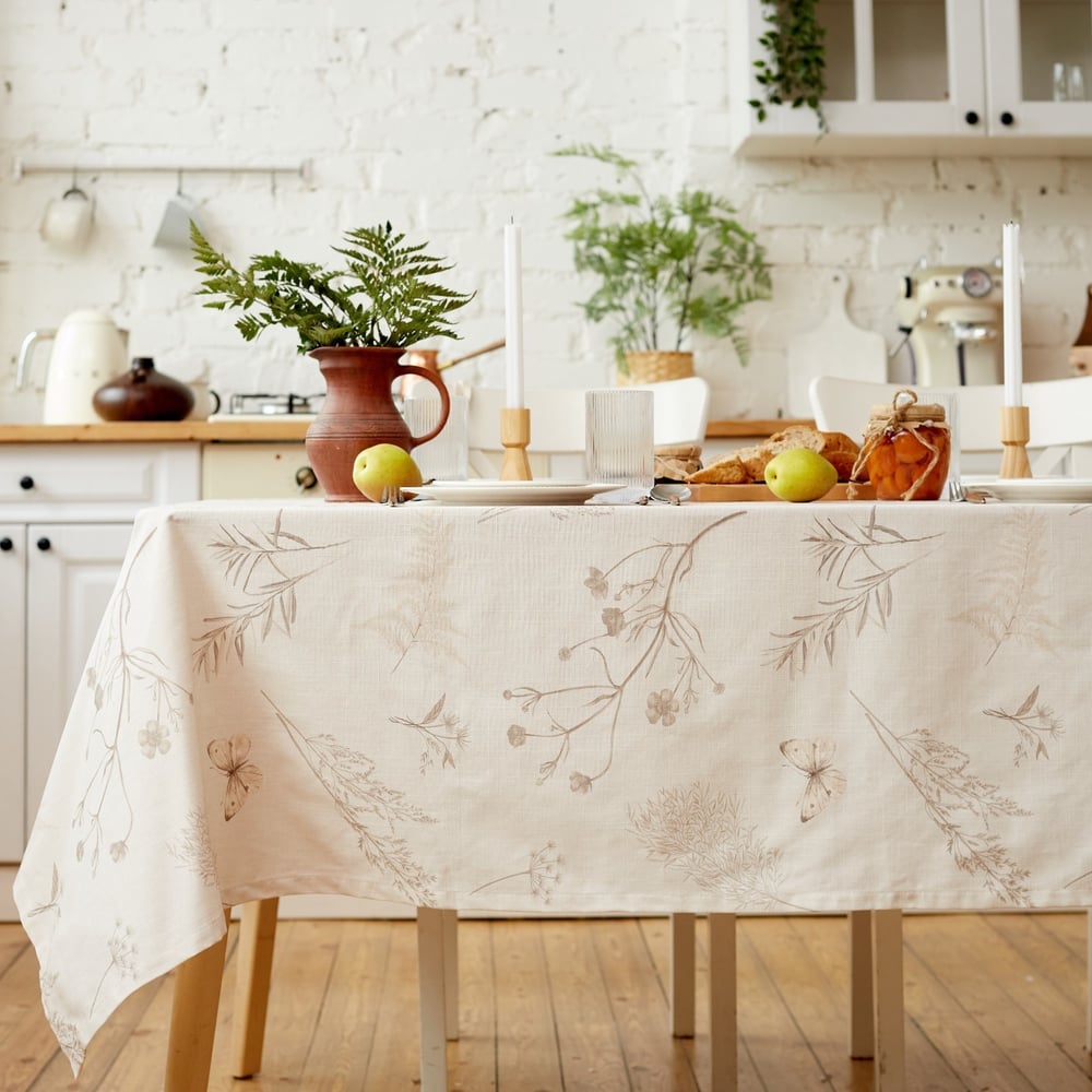 Изображение товара Скатерть Этель Flower herbarium 146x220 см из репса с рисунком нескользящая