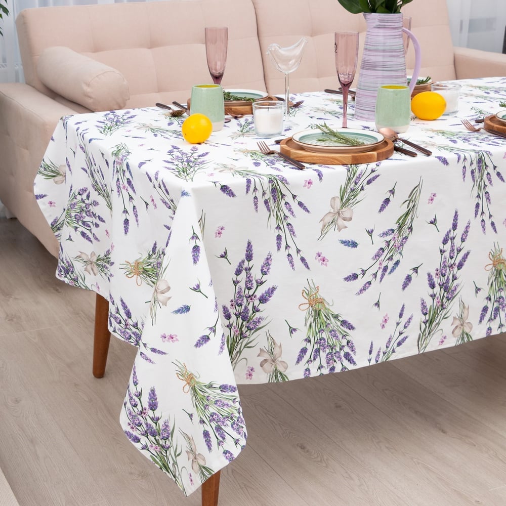 Изображение товара Скатерть Этель Lavender 149x110 см из саржи с цветочным дизайном